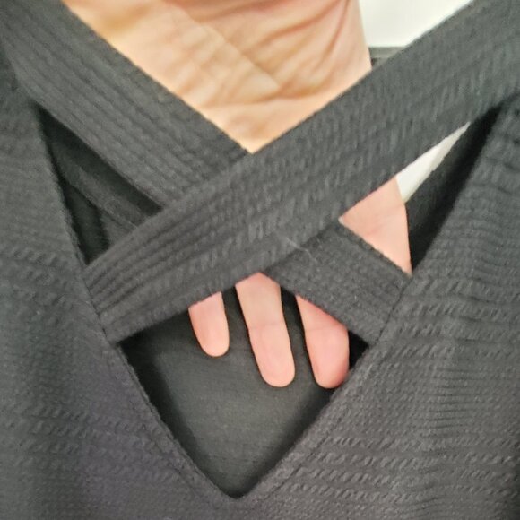 Women's Black Fringe Short Sleeve Sweater - Picture 3 of 6